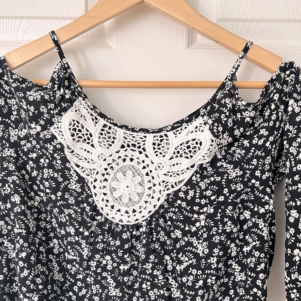 Art Class Girls Cold Shoulder Floral Too - Picture 4 of 7